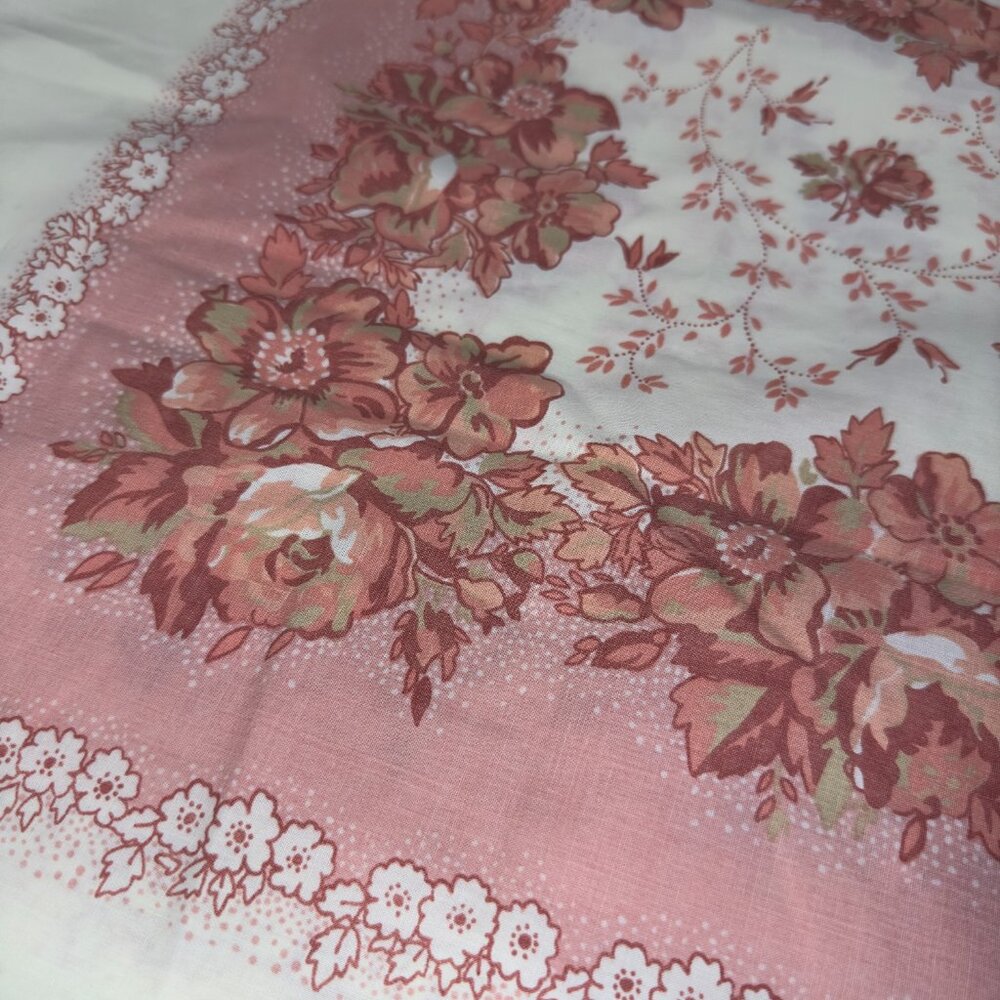 Vintage 100% Cotton Springmaid Tastemake by JP Stevens and Co. Pillow Cases